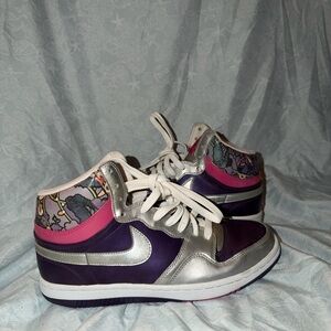 Nike Court Force 2009 multi coloured size 10